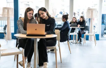 081 EDC Shooting 2021 Arnaud Caillou Loeil temoin scaled