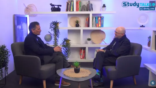 EDC PARIS : entretien avec William Hurst DG de l'école