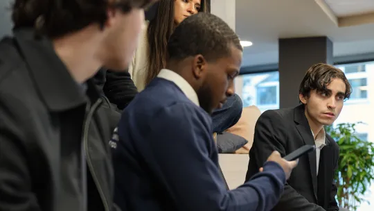 bachelor marketing digital