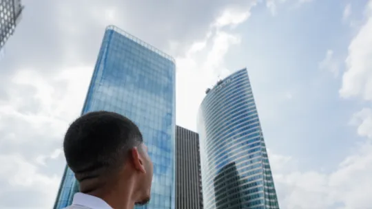 dimension internationale edc