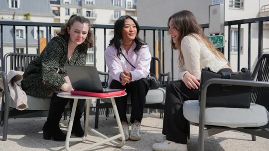 Master Marketing Communication Experience Client