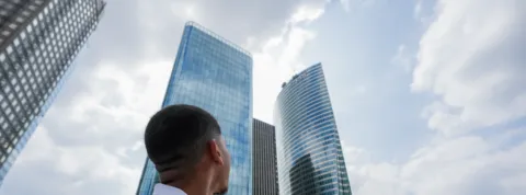 dimension internationale edc